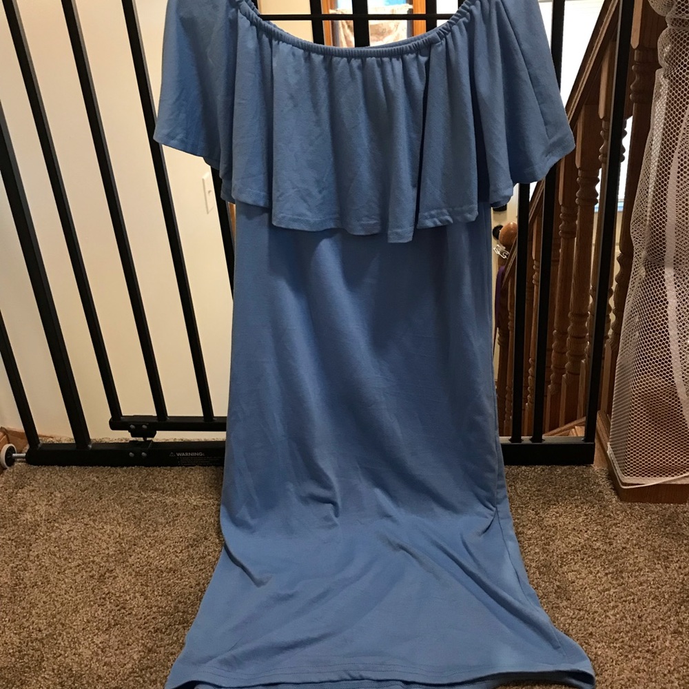 Maternity off the shoulder dress